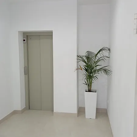 Cozy & Terrace Apartament5 Διαμέρισμα