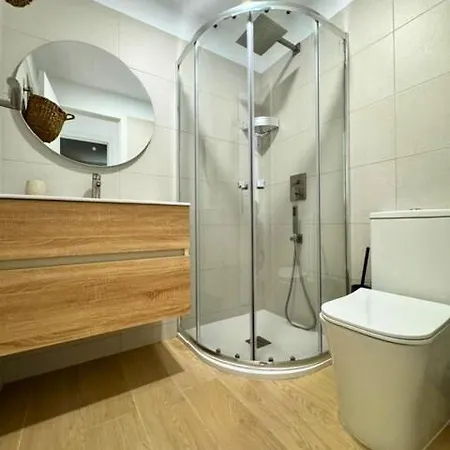 شقة Cozy & Terrace Apartament5 لوس كريستيانوس