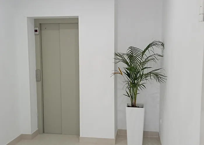 Cozy & Terrace Apartament5 Διαμέρισμα