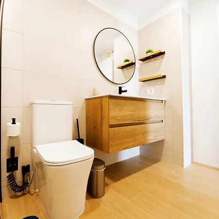 아파트 Cozy & Terrace Apartament5 로스크리스티아노스